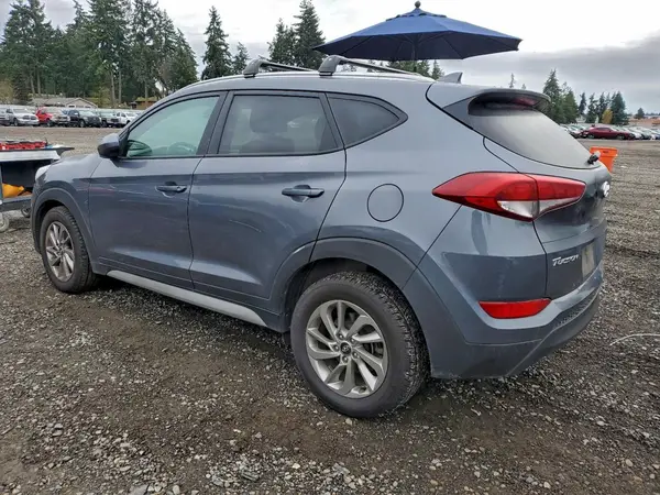 KM8J3CA49JU728338 2018 HYUNDAI TUCSON - Image 2