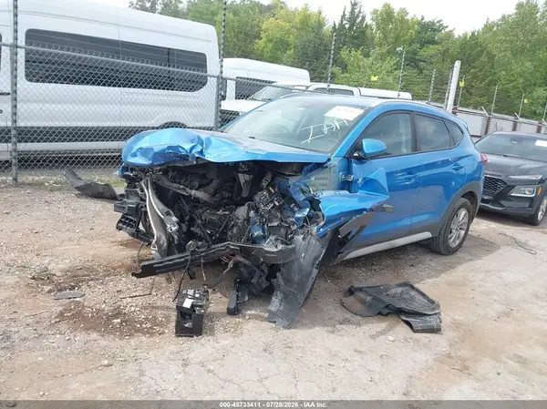 KM8J3CA49JU735547 2018 HYUNDAI TUCSON - Image 2