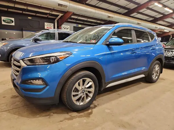 KM8J3CA49JU736942 2018 HYUNDAI TUCSON - Image 1