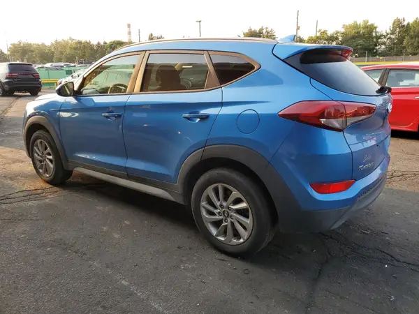 KM8J3CA49JU740246 2018 HYUNDAI TUCSON - Image 2