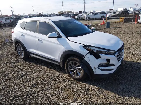 KM8J3CA49JU741493 2018 HYUNDAI TUCSON - Image 1