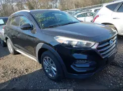 KM8J3CA49JU747973 2018 HYUNDAI TUCSON