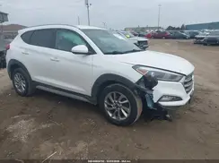 KM8J3CA49JU756348 2018 HYUNDAI TUCSON
