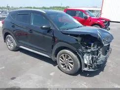 KM8J3CA49JU780827 2018 HYUNDAI TUCSON