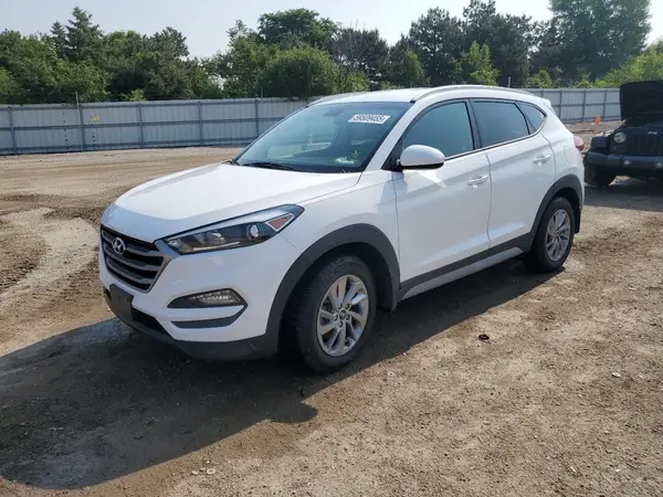 KM8J3CA49JU814460 2018 HYUNDAI TUCSON - Image 1