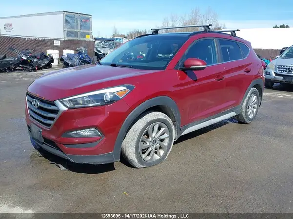 KM8J3CA49JU818394 2018 HYUNDAI TUCSON - Image 2