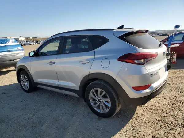 KM8J3CA49JU831355 2018 HYUNDAI TUCSON - Image 2