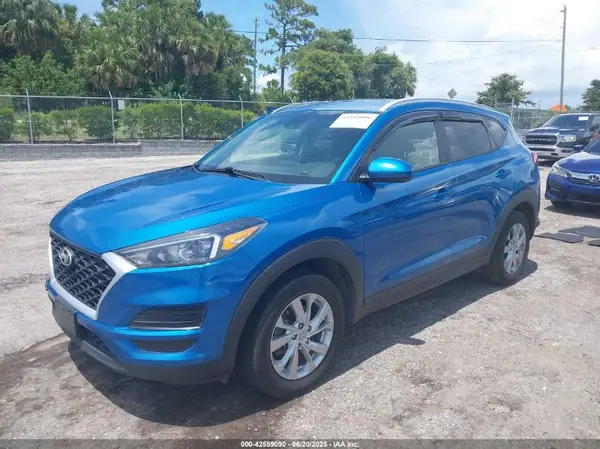 KM8J3CA49KU012721 2019 HYUNDAI TUCSON - Image 2
