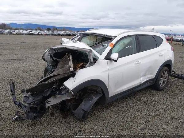 KM8J3CA49KU864891 2019 HYUNDAI TUCSON - Image 2