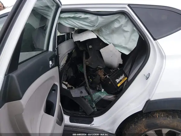 KM8J3CA49KU864891 2019 HYUNDAI TUCSON - Image 8