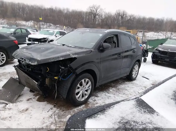 KM8J3CA49KU962092 2019 HYUNDAI TUCSON - Image 2
