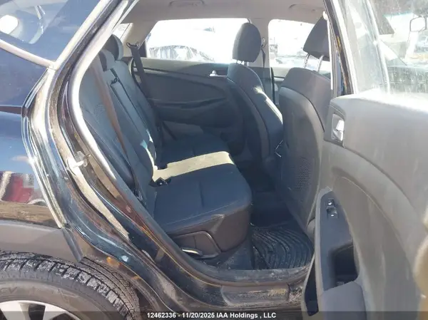 KM8J3CA49KU972394 2019 HYUNDAI TUCSON - Image 8