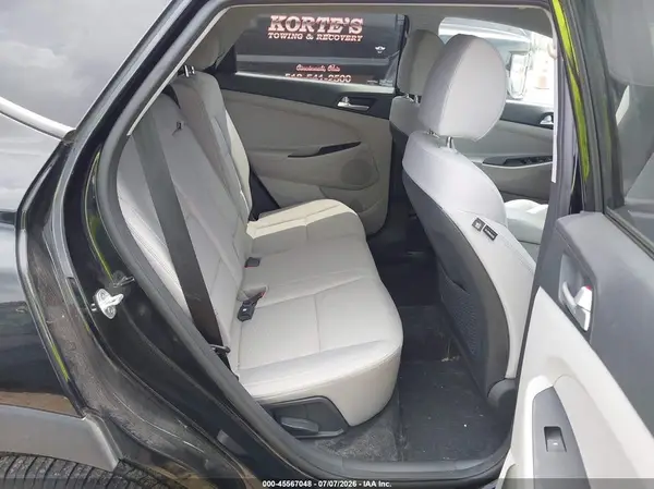 KM8J3CA49KU989244 2019 HYUNDAI TUCSON - Image 8