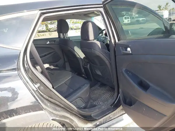 KM8J3CA49LU107233 2020 HYUNDAI TUCSON - Image 8