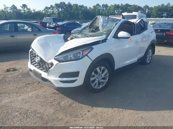 KM8J3CA49LU193479 2020 HYUNDAI TUCSON - Image 2