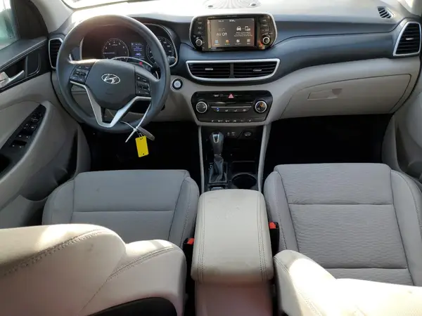 KM8J3CA49LU226240 2020 HYUNDAI TUCSON - Image 8