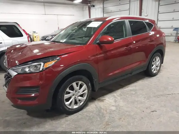 KM8J3CA49LU229431 2020 HYUNDAI TUCSON - Image 2