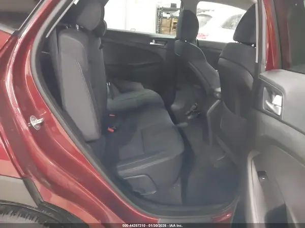 KM8J3CA49LU229431 2020 HYUNDAI TUCSON - Image 8