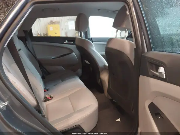 KM8J3CA49MU295446 2021 HYUNDAI TUCSON - Image 8