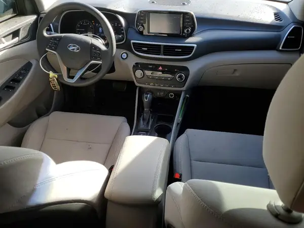 KM8J3CA49MU310740 2021 HYUNDAI TUCSON - Image 8