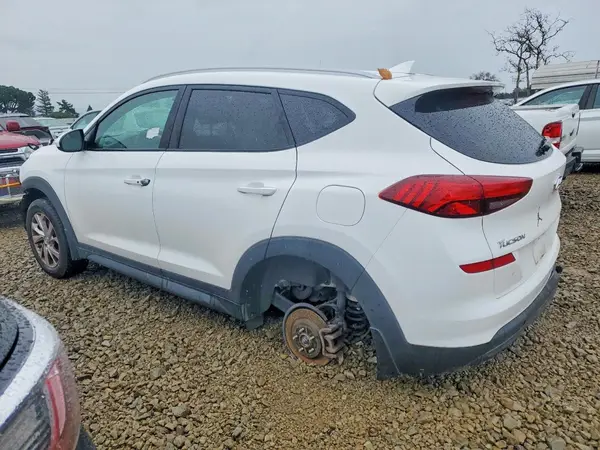 KM8J3CA49MU322743 2021 HYUNDAI TUCSON - Image 2