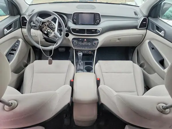 KM8J3CA49MU322743 2021 HYUNDAI TUCSON - Image 8