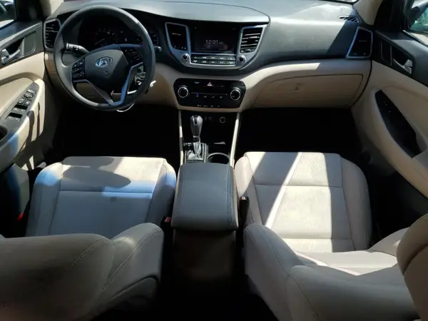 KM8J3CA4XGU021578 2016 HYUNDAI TUCSON - Image 8