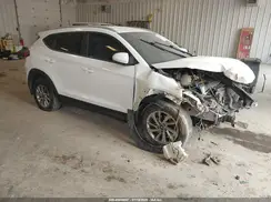 KM8J3CA4XGU023282 2016 HYUNDAI TUCSON