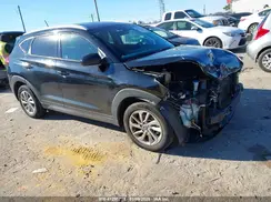 KM8J3CA4XGU039773 2016 HYUNDAI TUCSON