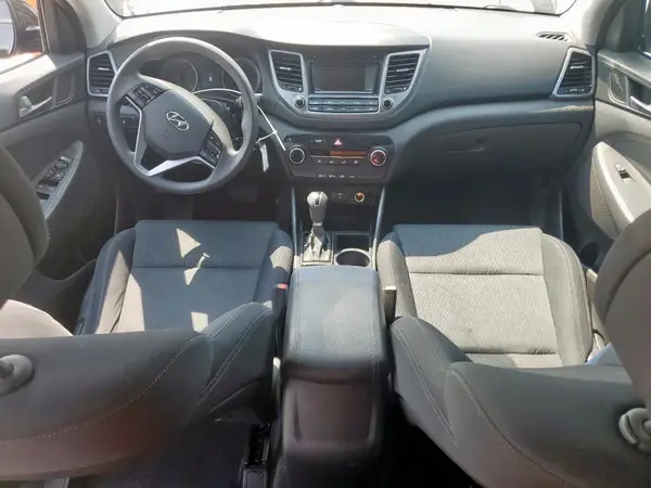 KM8J3CA4XGU041250 2016 HYUNDAI TUCSON - Image 8
