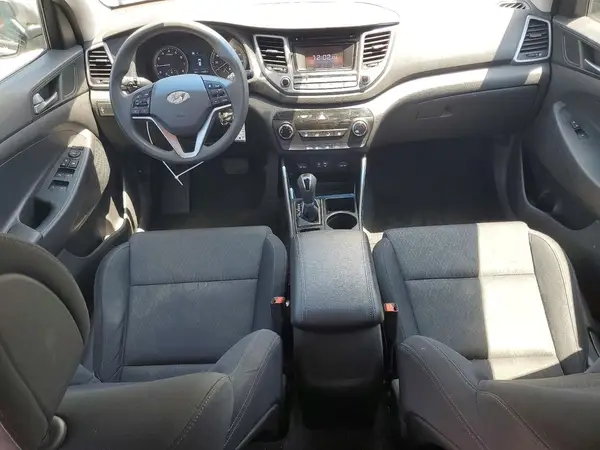 KM8J3CA4XGU068190 2016 HYUNDAI TUCSON - Image 8