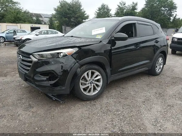 KM8J3CA4XGU074717 2016 HYUNDAI TUCSON - Image 2
