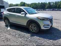KM8J3CA4XGU076757 2016 HYUNDAI TUCSON