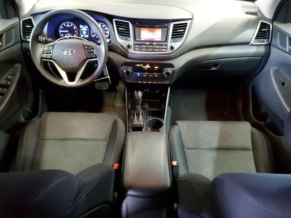 KM8J3CA4XGU084311 2016 HYUNDAI TUCSON - Image 8