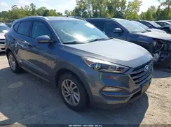 KM8J3CA4XGU093042 2016 HYUNDAI TUCSON