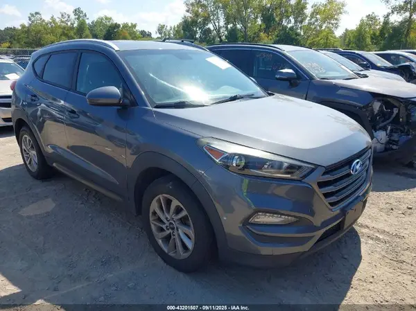 KM8J3CA4XGU093042 2016 HYUNDAI TUCSON - Image 1