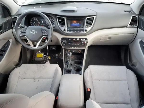 KM8J3CA4XGU101706 2016 HYUNDAI TUCSON - Image 8