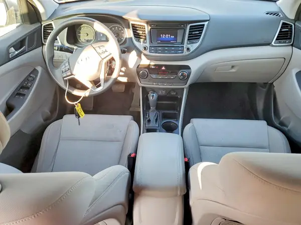 KM8J3CA4XGU113547 2016 HYUNDAI TUCSON - Image 8