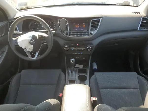 KM8J3CA4XGU116030 2016 HYUNDAI TUCSON - Image 8