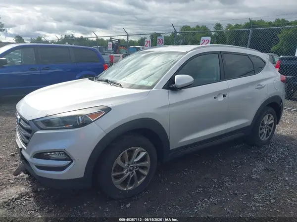 KM8J3CA4XGU137881 2016 HYUNDAI TUCSON - Image 2