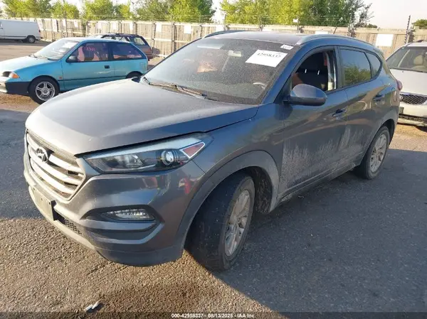 KM8J3CA4XGU139498 2016 HYUNDAI TUCSON - Image 2