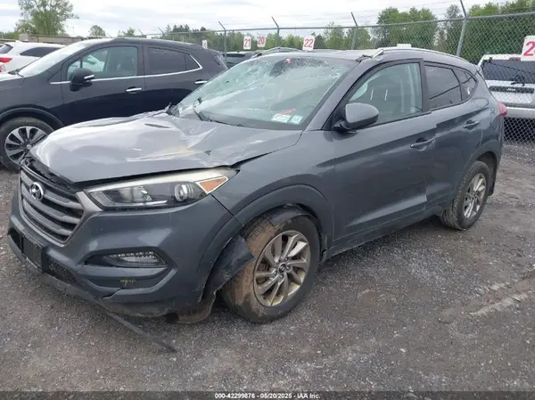 KM8J3CA4XGU144460 2016 HYUNDAI TUCSON - Image 2