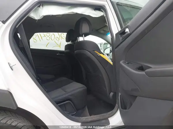 KM8J3CA4XGU152204 2016 HYUNDAI TUCSON - Image 8