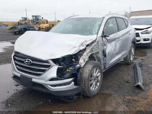 KM8J3CA4XGU155944 2016 HYUNDAI TUCSON - Image 2