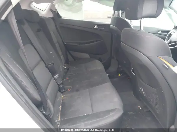 KM8J3CA4XGU155944 2016 HYUNDAI TUCSON - Image 8