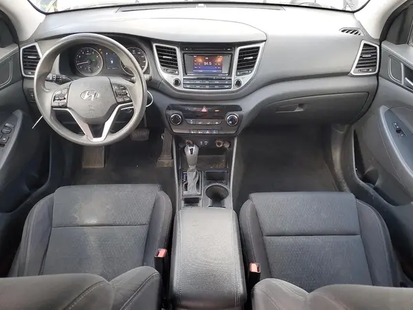 KM8J3CA4XGU184022 2016 HYUNDAI TUCSON - Image 8