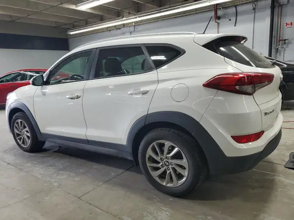 KM8J3CA4XGU188488 2016 HYUNDAI TUCSON - Image 2