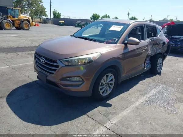 KM8J3CA4XGU229007 2016 HYUNDAI TUCSON - Image 2