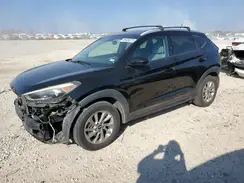 KM8J3CA4XGU259043 2016 HYUNDAI TUCSON
