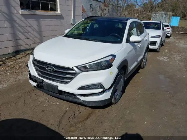 KM8J3CA4XHU259559 2017 HYUNDAI TUCSON - Image 2